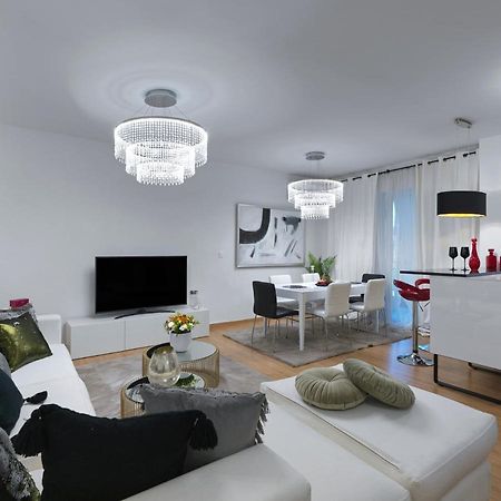 Elegant Apartment In Glyfada Ateny Zewnętrze zdjęcie
